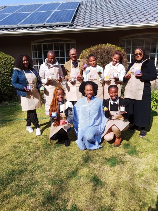 Candle Making Workshop November 2023 - Image 5