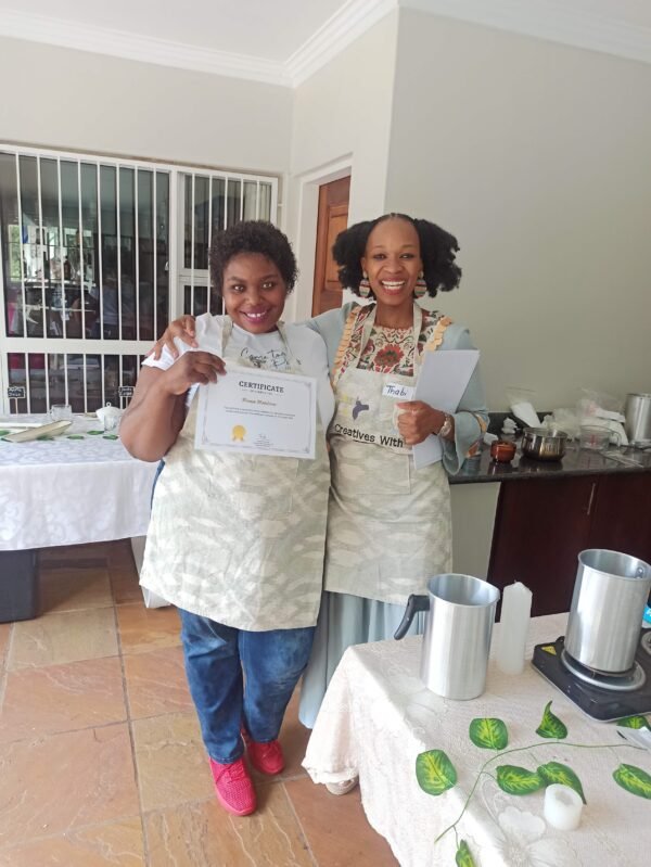 Candle Making Workshop December 2023 - Image 3