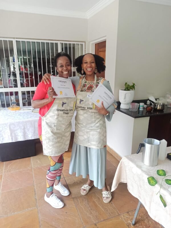 Candle Making Workshop December 2023 - Image 7