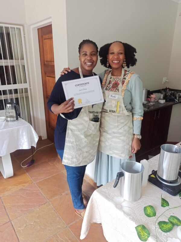 Candle Making Workshop December 2023 - Image 6
